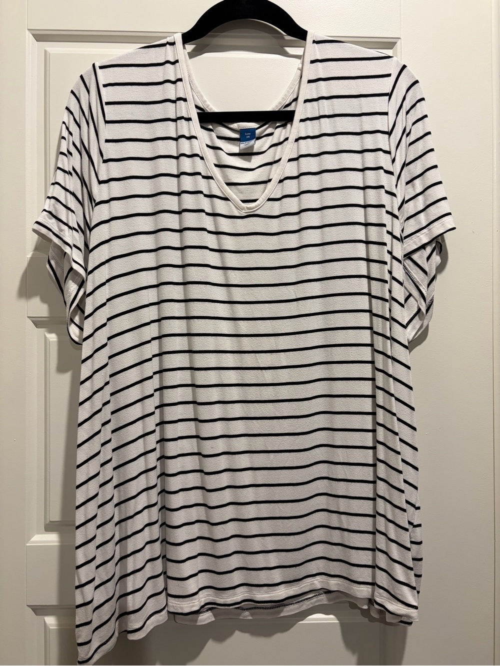 Old Navy White and Black Striped Short Sleeve Tee